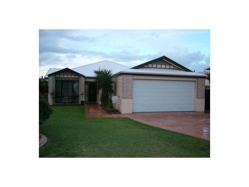 42 Heather Way, Urraween QLD 4655