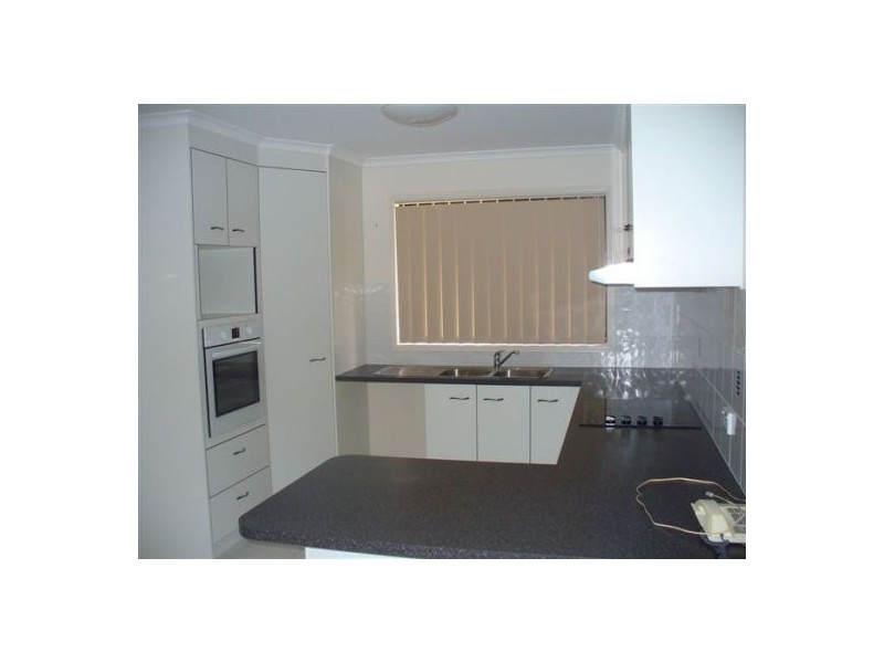 50 Moonstone Drive, Urangan QLD 4655