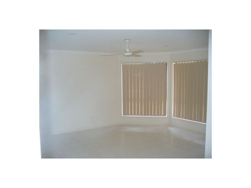 50 Moonstone Drive, Urangan QLD 4655