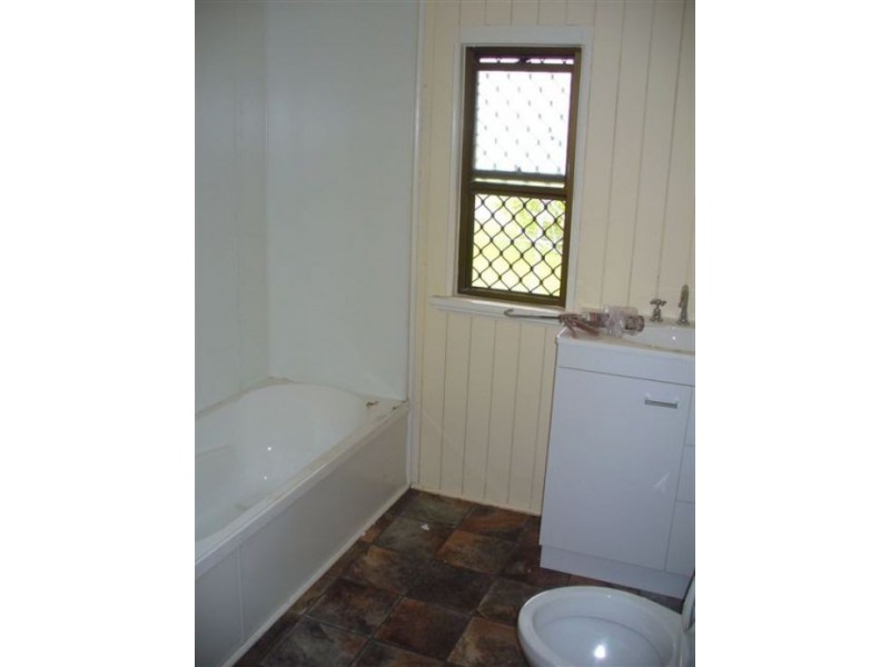 28 Victory St, Maryborough QLD 4650