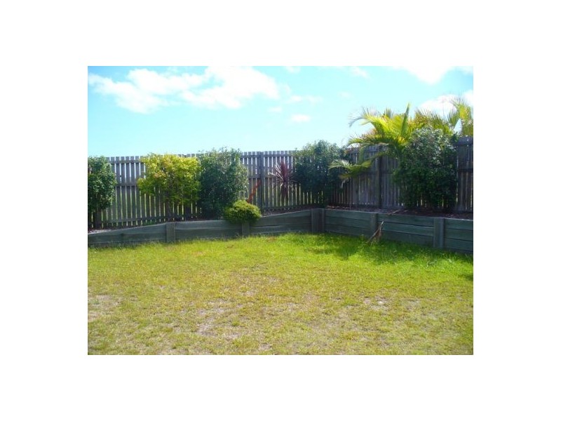 71. St Joseph Drive, Urraween QLD 4655
