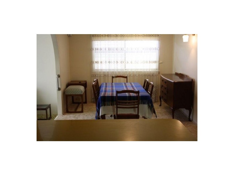 13  Jocelyn Pde, Granville QLD 4650