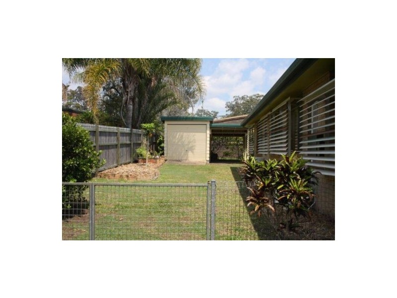 13  Jocelyn Pde, Granville QLD 4650