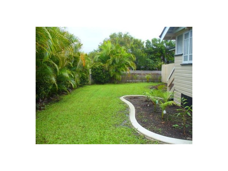 25  Grosvenor St, Maryborough QLD 4650