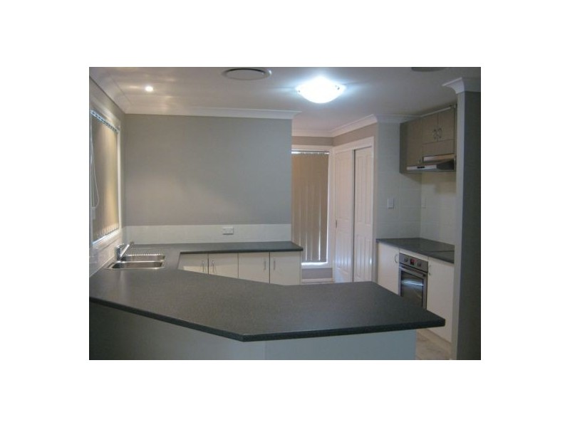 104 Shiplick St, Aldershot QLD 4650