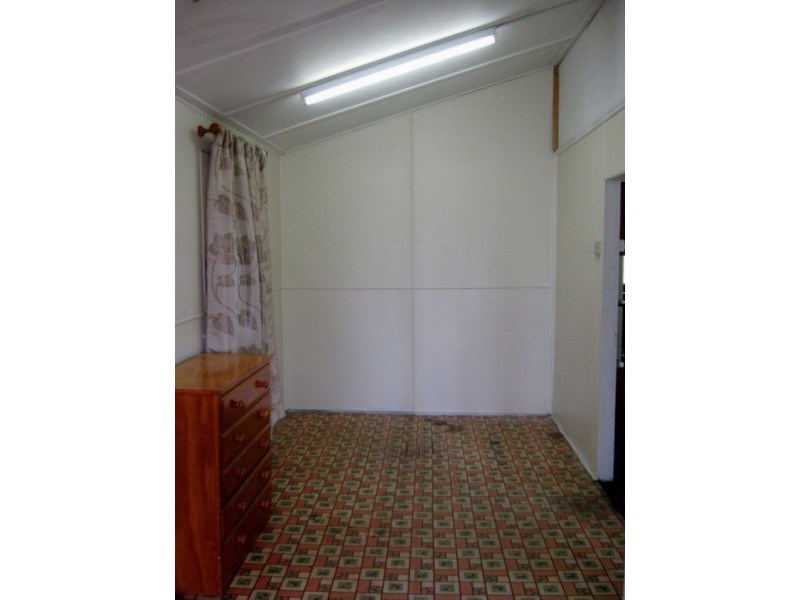 16 Brennan Ave, Maryborough QLD 4650