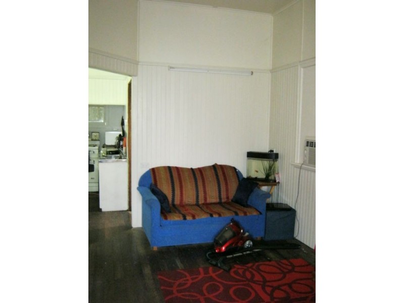 16 Brennan Ave, Maryborough QLD 4650