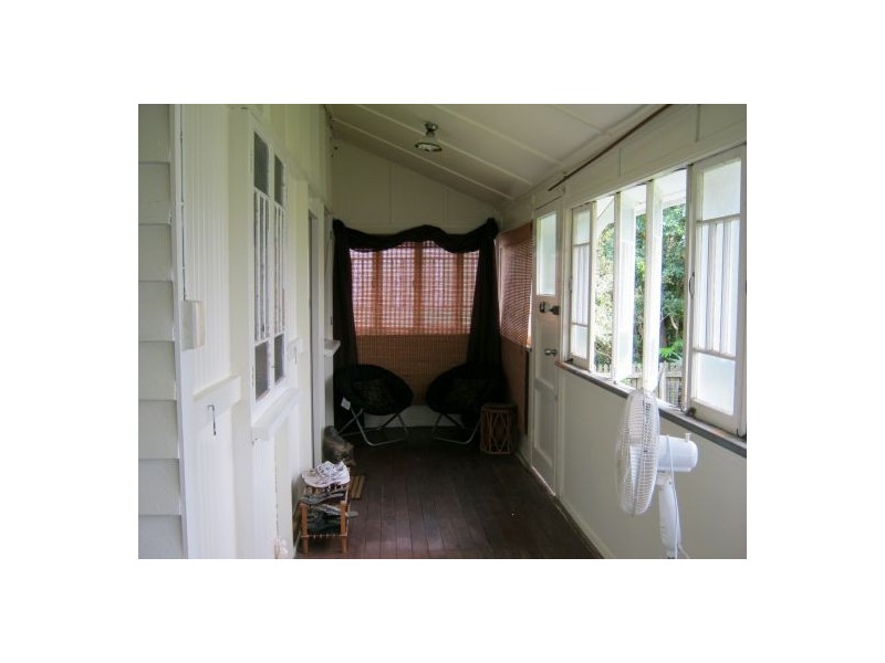 16 Brennan Ave, Maryborough QLD 4650