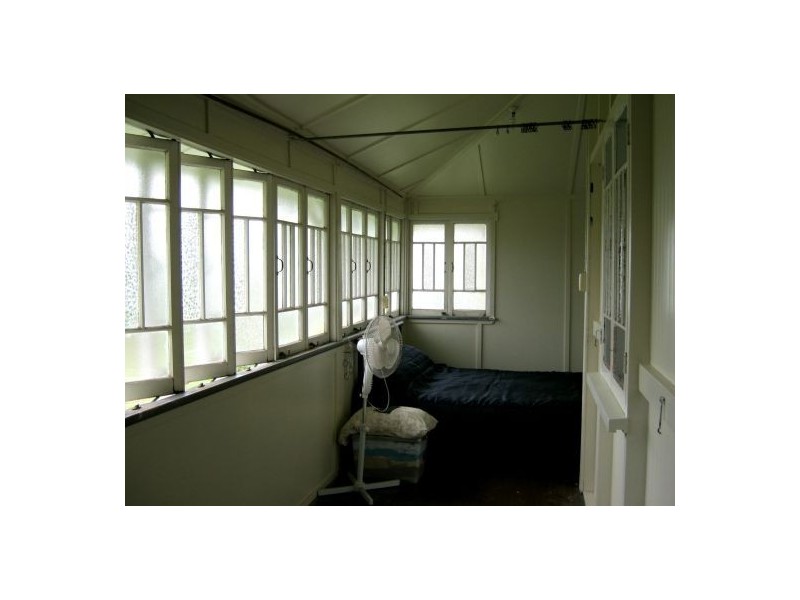 16 Brennan Ave, Maryborough QLD 4650