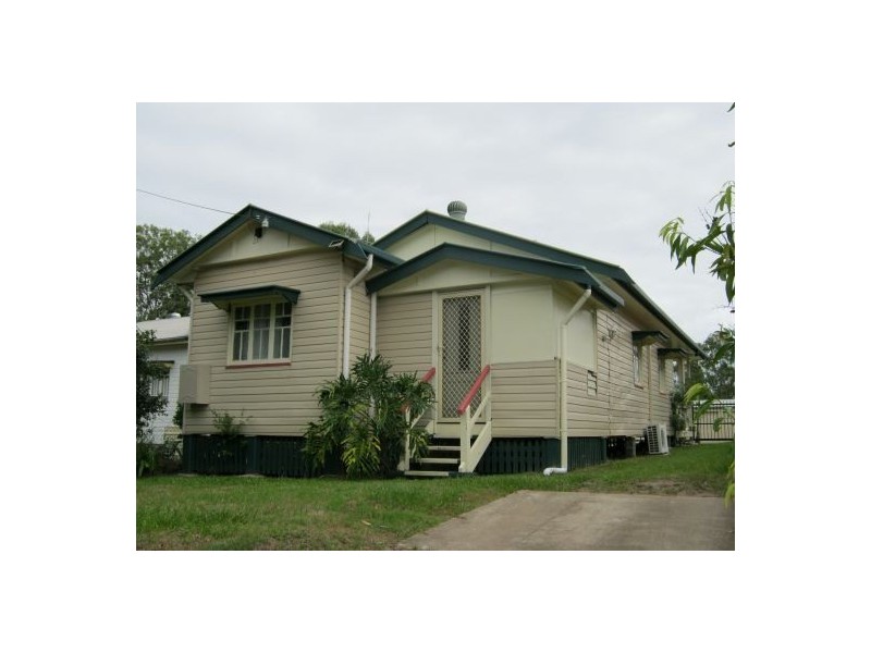 572 Alice St, Maryborough QLD 4650