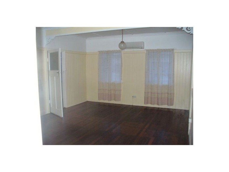 9 Muriel Street, Maryborough QLD 4650