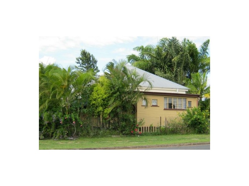 63 Woodstock St, Maryborough QLD 4650