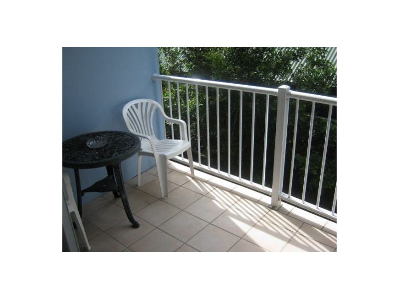 6/407 Esplanade, Torquay QLD 4655