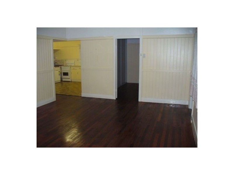 9  Muriel St, Maryborough QLD 4650