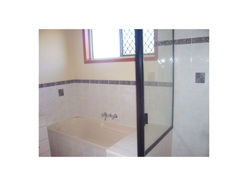 46 Foreshore Drive, Urangan QLD 4655