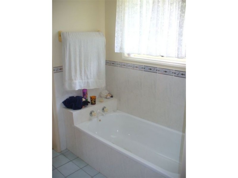 5  Oleander Ave, Kawungan QLD 4655