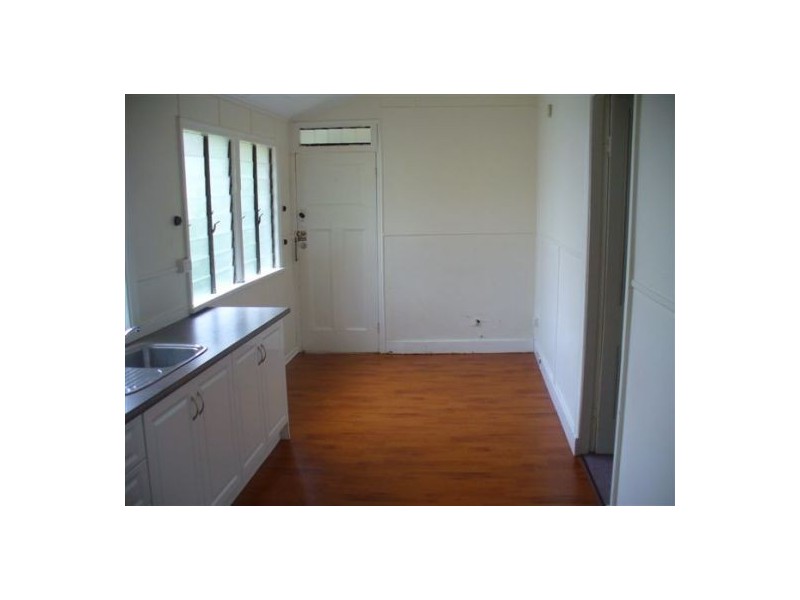 2/18 North Street, Maryborough QLD 4650