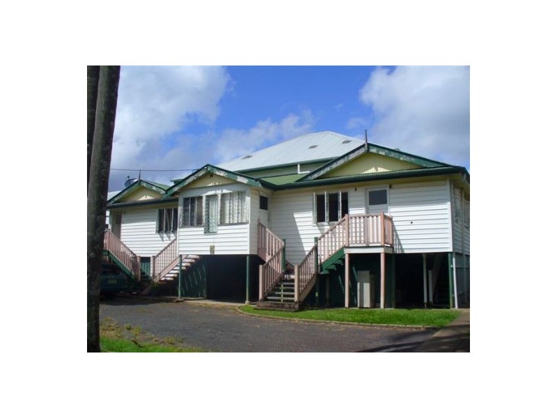 2/18 North Street, Maryborough QLD 4650