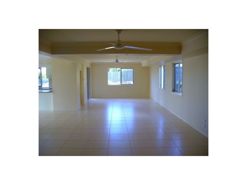 5 to 7 Gundesen Drive, Urraween QLD 4655