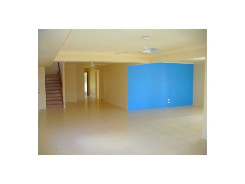 5 to 7 Gundesen Drive, Urraween QLD 4655