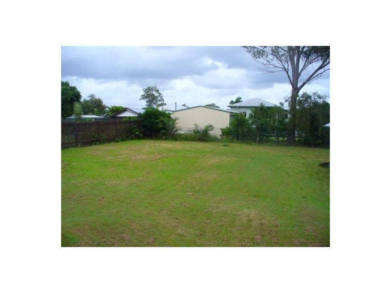 10 Richard St, Maryborough QLD 4650