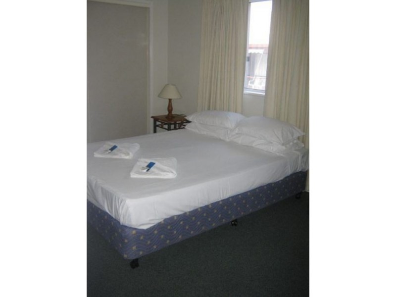6/407 Esplanade, Torquay QLD 4655
