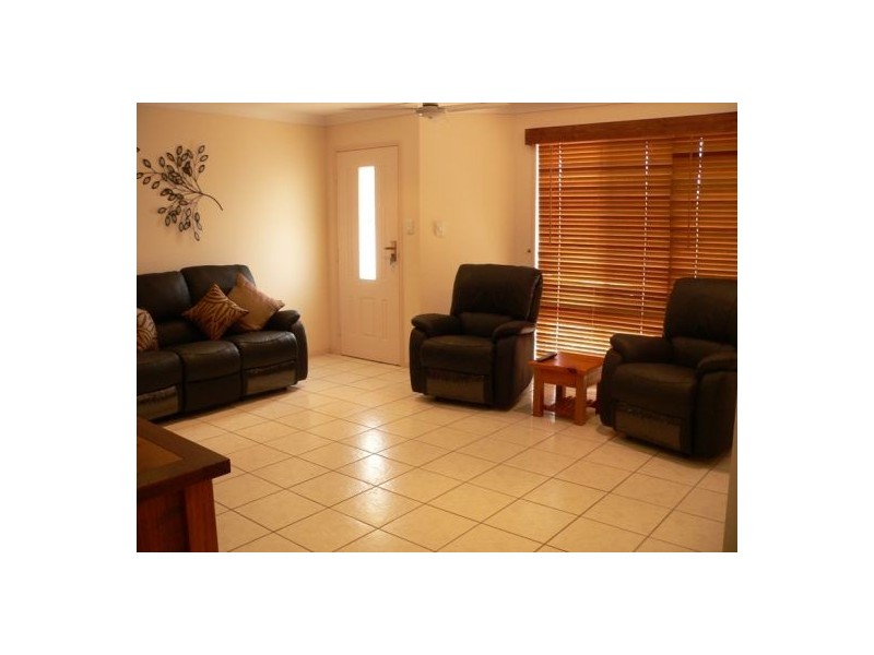 2 Surrey Court, Kawungan QLD 4655