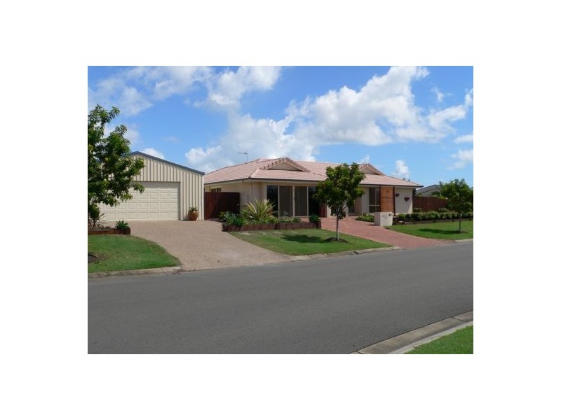 2 Surrey Court, Kawungan QLD 4655
