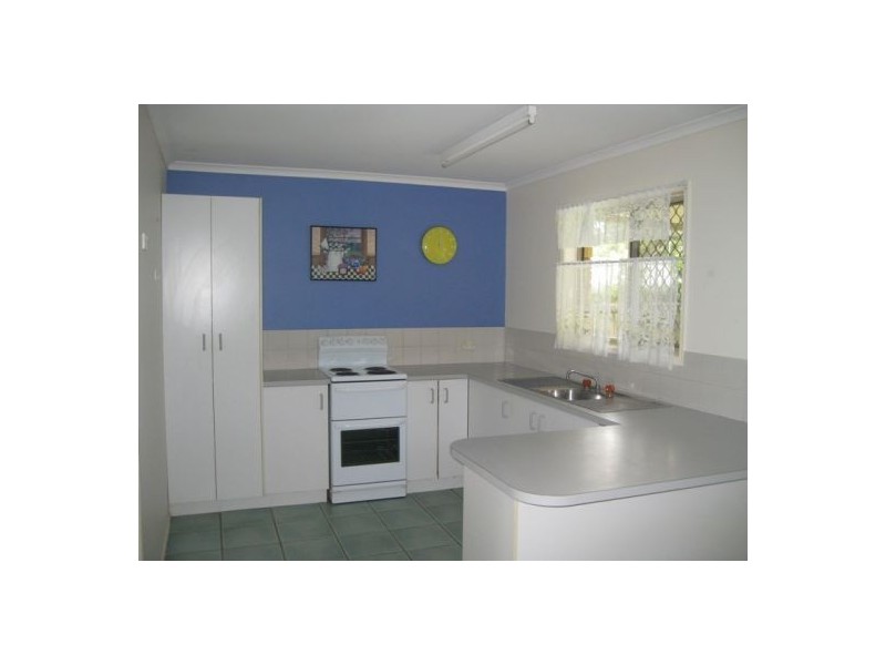 782 Boat Harbour Drive, Urangan QLD 4655