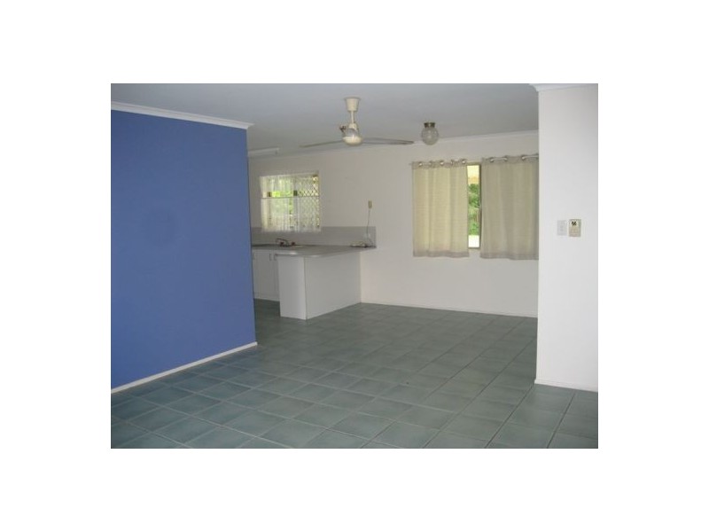 782 Boat Harbour Drive, Urangan QLD 4655