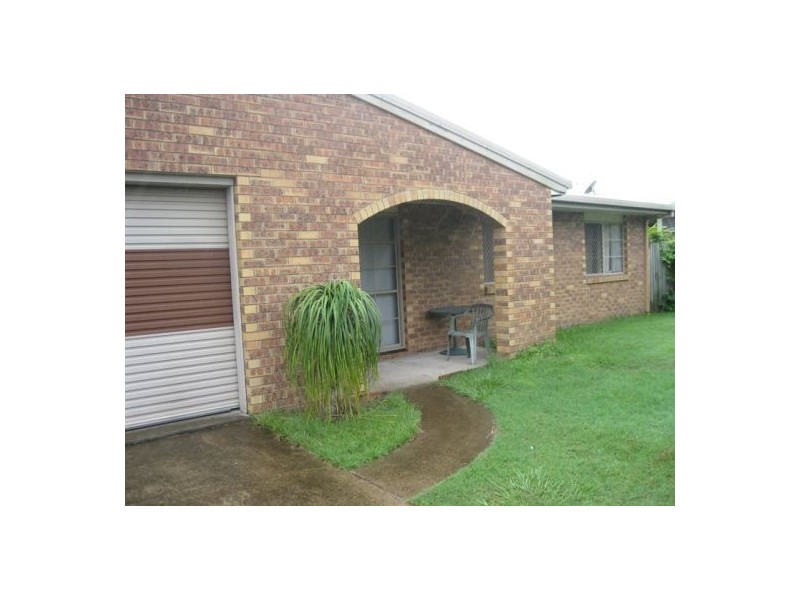 782 Boat Harbour Drive, Urangan QLD 4655