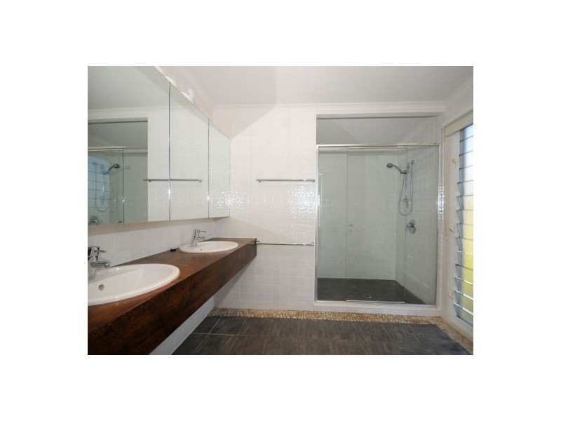 9 Exeter Street, Torquay QLD 4655