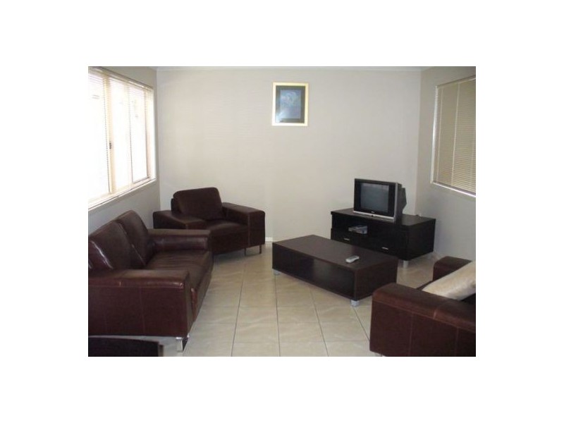 28/1 Ibis Blv, Eli Waters QLD 4655