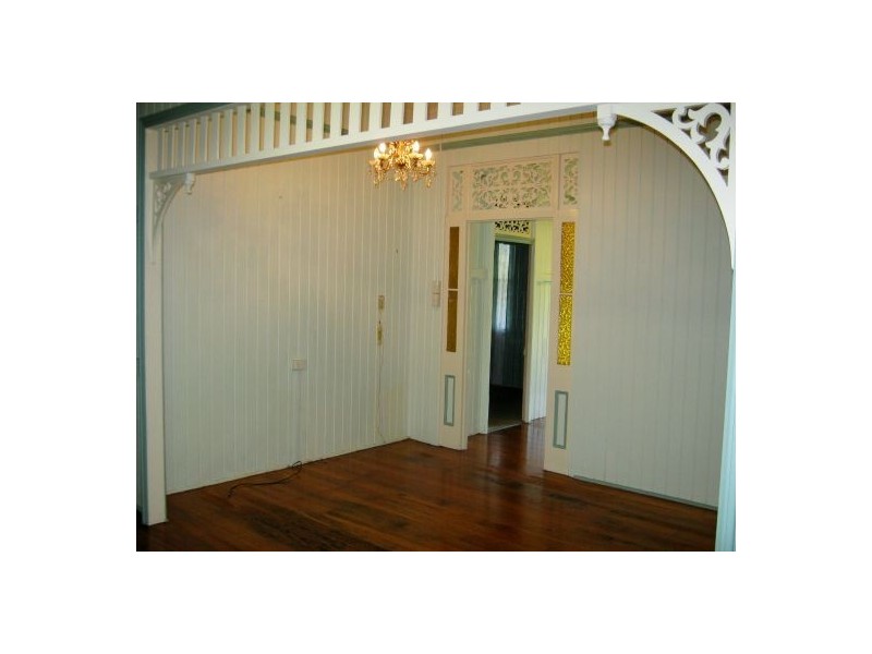 30 Teddington Rd, Tinana QLD 4650