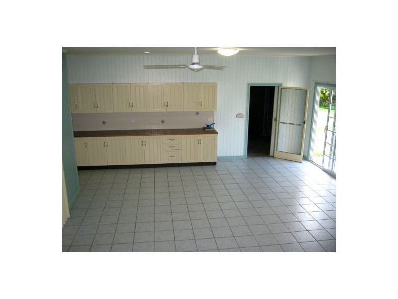 30 Teddington Rd, Tinana QLD 4650