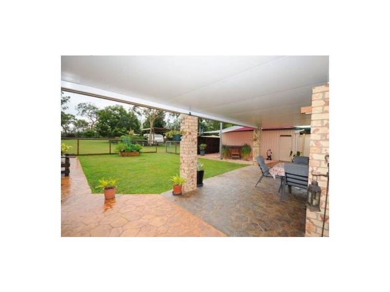 180 Woocoo Drive, Oakhurst QLD 4650