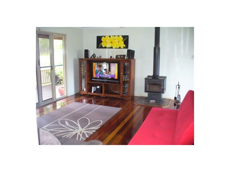 24 Greengables Rd, Maryborough West QLD 4650