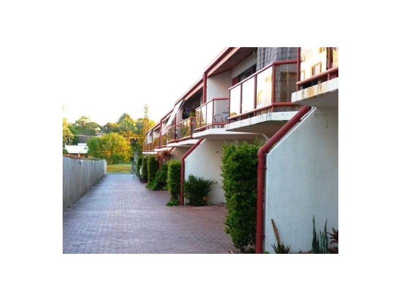 10/406 Esplanade, Torquay QLD 4655