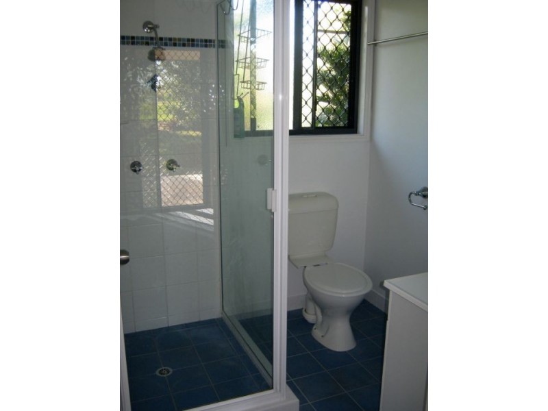 471 River Rd, Tinana QLD 4650