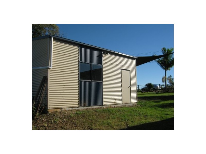 471 River Rd, Tinana QLD 4650