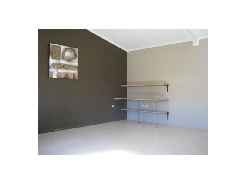 471 River Rd, Tinana QLD 4650