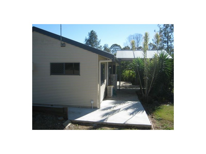 471 River Rd, Tinana QLD 4650