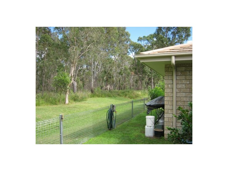 17 Fourth Ave, Maaroom QLD 4650