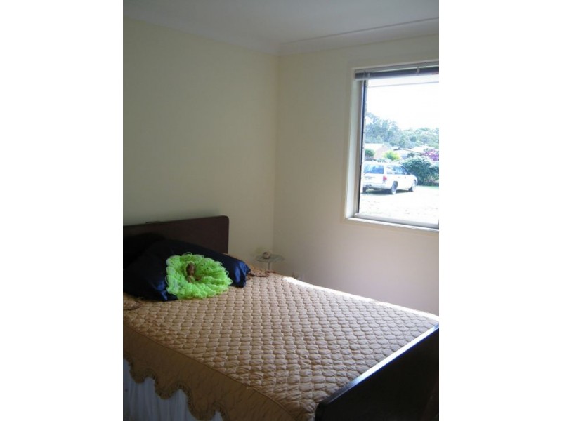 17 Fourth Ave, Maaroom QLD 4650