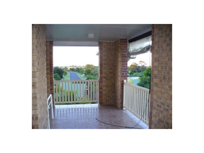 10 Waigani Ave, Kawungan QLD 4655