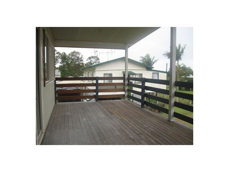 32 Ventnor Street, Maaroom QLD 4650