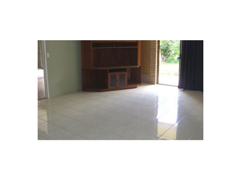 43 Carter Lane, Maryborough QLD 4650