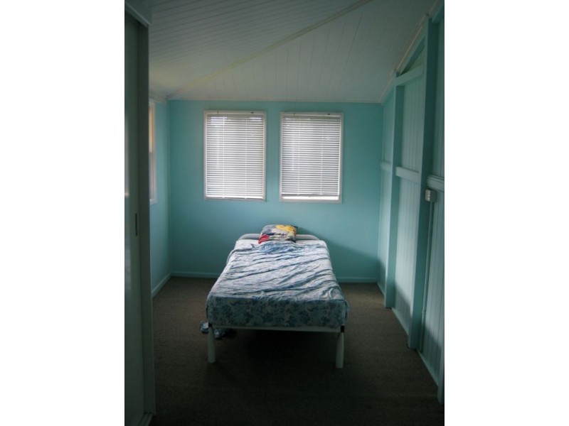 17 Teddington Rd, Tinana QLD 4650