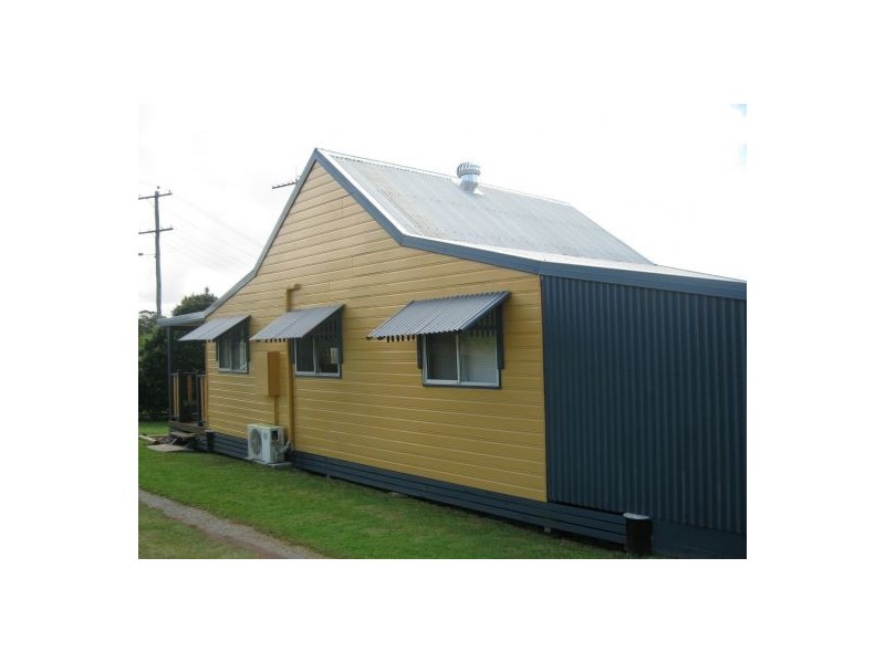 17 Teddington Rd, Tinana QLD 4650