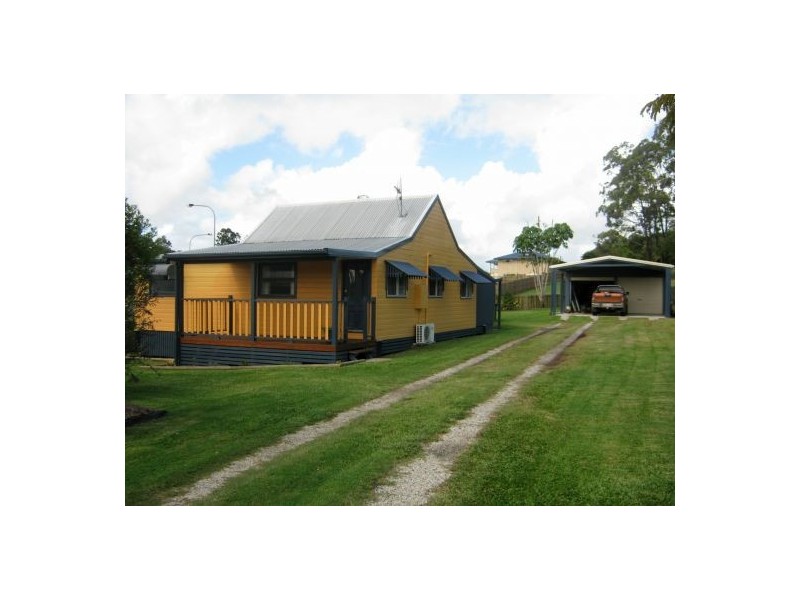 17 Teddington Rd, Tinana QLD 4650